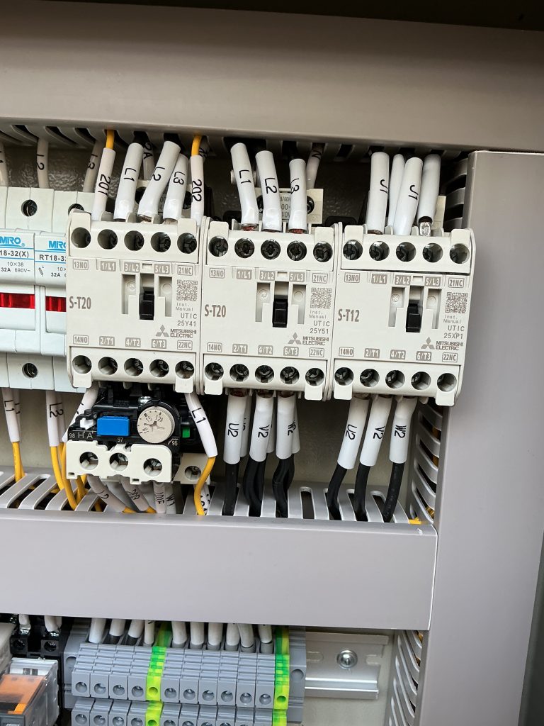 หลักการทำงานของระบบ Star-Delta