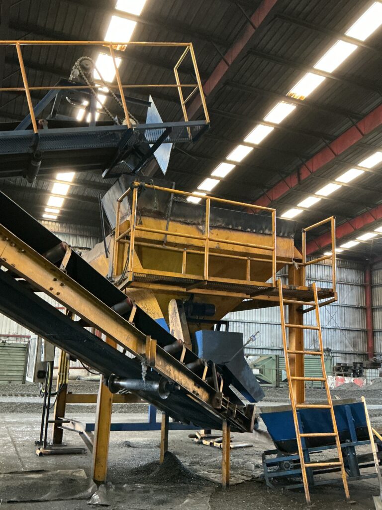 ระบบ Hot Air Dryer สำหรับกระบวนการอบ Anthracite