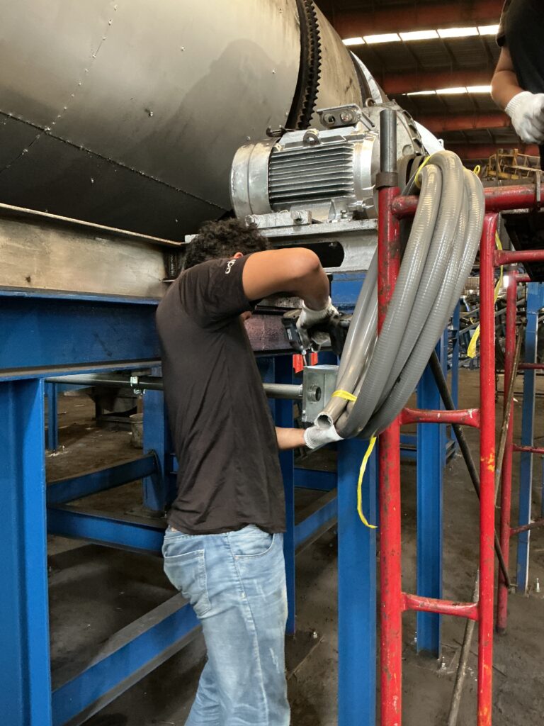งาน Cable Termination เชื่อมต่อระบบไฟฟ้า Dryer กับมอเตอร์เครื่องจักร