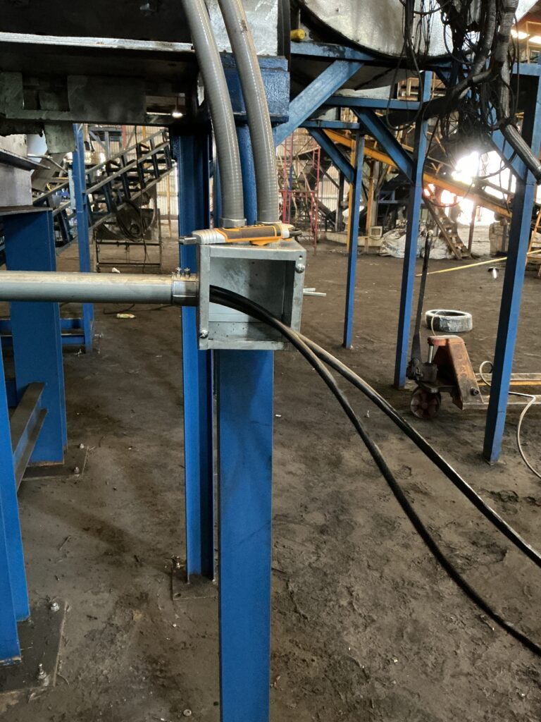งาน Cable Termination เชื่อมต่อระบบไฟฟ้า Dryer กับมอเตอร์เครื่องจักร
